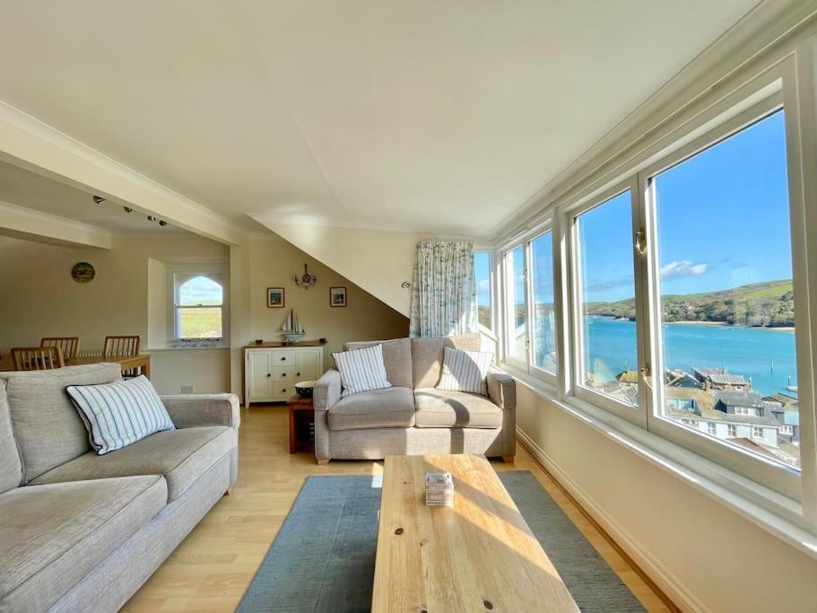 Salcombe - 2 Bedroom Flat, Fantastic Harbour Views Exterior photo